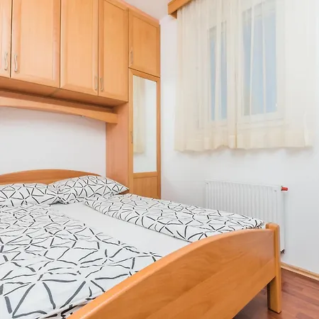 Apartment Gemuetliche Mit Pool *