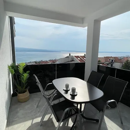 Apartment Gemuetliche Mit Pool Crikvenica