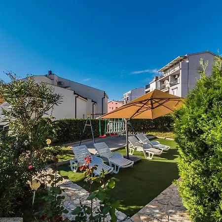 Apartment Gemuetliche Mit Pool *